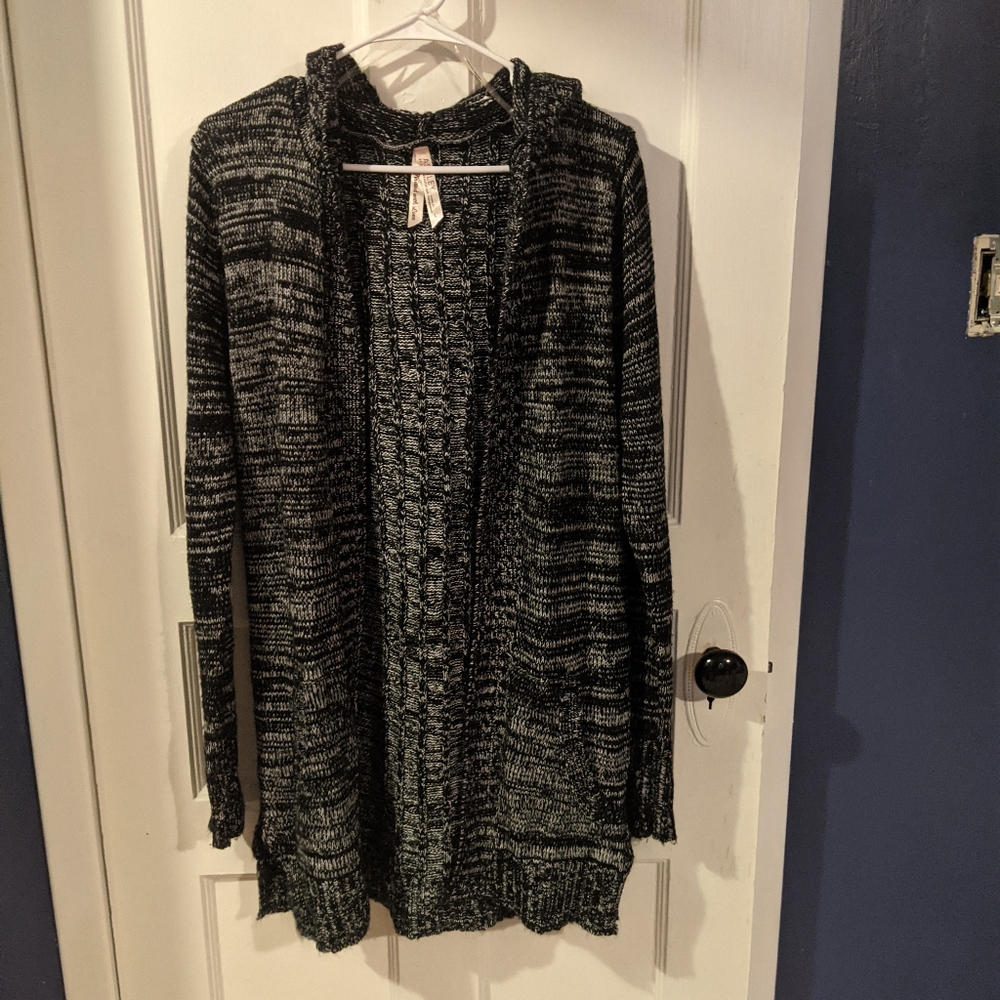 Hooded sweater